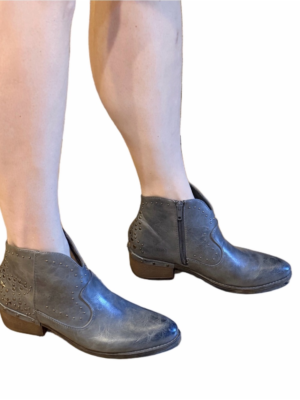 90 Vintage - Willow Studded Gray Leather Ankle Boots